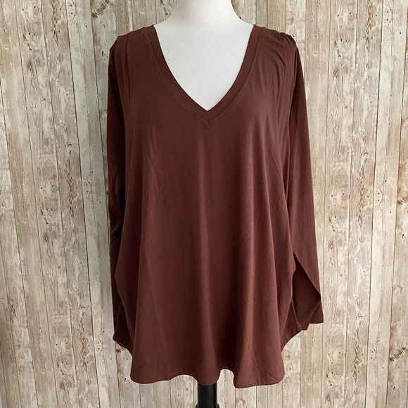 NWT Athleta Outbound V-neck Top Plus 3X Mahogany Brown Long Sleeve Tee - Picture 2 of 9